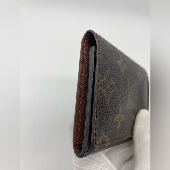 Louis Vuitton Monogram Card Case Wallet - Picture 4 of 11